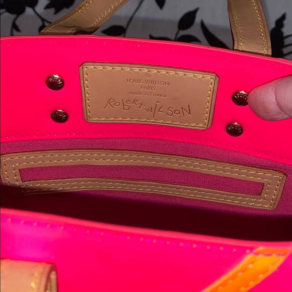 🎀LOUIS VUITTON ROBERT WILSON BAG🎀 - Picture 10 of 11